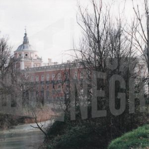 Torre y ala norte del Palacio Real de Aranjuez desde la ría