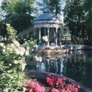 Templete Clásico del Estanque Chinesco en el Jardín del Príncipe en Aranjuez