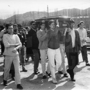 Sepelio en Aranjuez por ex-alumnos del colegio Apóstol Santiago fallecidos en accidente de tráfico en Reinosa.