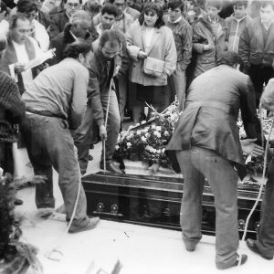 Inhumación en Aranjuez de uno de los ex-alumnos del colegio Apóstol Santiago fallecido en accidente de tráfico en Reinosa.