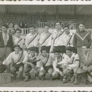 Equipo de fútbol de Mora de Ebro posando