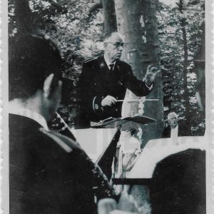 El Maestro Moya dirige a la Banda Municipal de Aranjuez en el Jardín de la Isla de Aranjuez