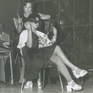 Participante y modelo en un Concurso de Peluquería en Aranjuez