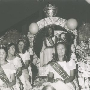 Carroza de la Reina de las Fiestas y sus Damas de Honor en las Fiestas de Septiembre en Aranjuez