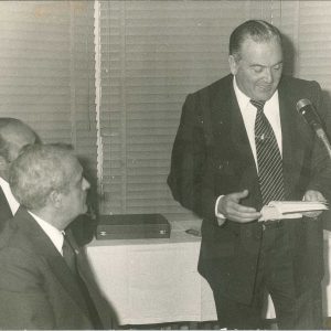 El oftalmólogo Federico Moreno Casanovas pronuncia una charla en el Hotel Delicias en Aranjuez