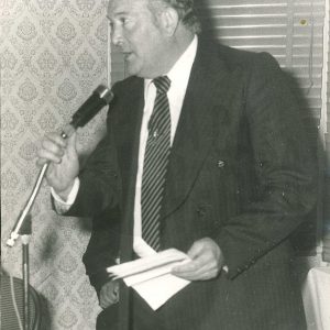 El oftalmólogo Federico Moreno Casanovas pronuncia una charla en el Hotel Delicias en Aranjuez