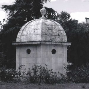 Arca del Agua, junto a la Plaza de Toros de Aranjuez