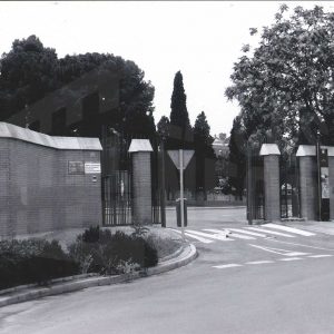 Entrada exterior de la Residencia de Personas Mayores del Real Deleite en Aranjuez