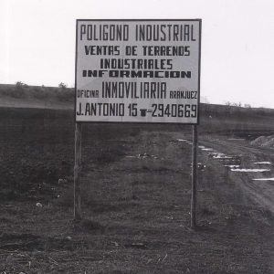 Cartel de venta de terrenos en polígono industrial