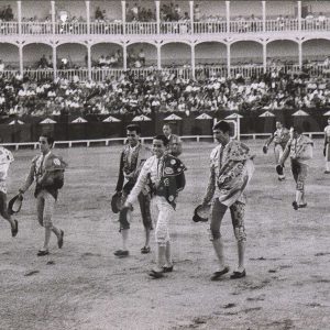Paseíllo de varios maletillas en la Plaza de Toros de Aranjuez