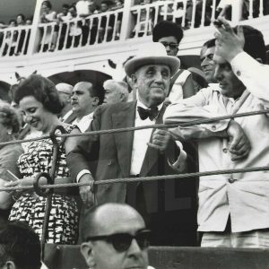 El Presidente de la Diputación Provincial de Madrid en una corrida en la Plaza de Toros de Aranjuez