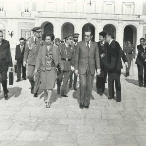 El Presidente de Portugal Antonio Ramalho y su esposa saliendo del Palacio de Aranjuez, su residencia durante su visita a España