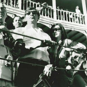 El actor Robert Mitchum en una corrida de toros en Aranjuez