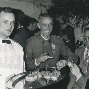 El Coronel del Regimiento de Pavía nº 4 de Aranjuez, Jesús Andújar,  durante una entrega de premios