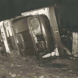 Vehículo de transporte accidentado en las cercanías de Aranjuez