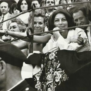 La actriz Ava Gardner en una corrida de toros en la Plaza de Aranjuez