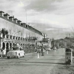 Los vehículos que regresan hacia Madrid de las vacaciones de Semana Santa a su paso por Aranjuez
