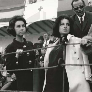 La Princesa Sofía en una corrida de toros en la Plaza de Aranjuez