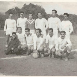 Equipo de fútbol del campeonato por secciones de MAFE (Manufacturas Fotográficas Españolas)