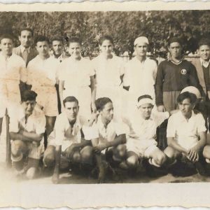 Equipo de fútbol en el Campo de Fútbol de las Cuerdas de la Plaza de Parejas de Aranjuez