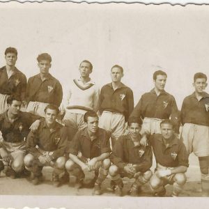 Equipo del Aranjuez C.F. en el Campo de Fútbol de Don Benito