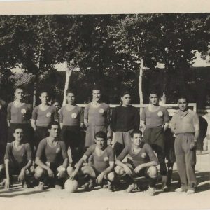 Equipo de fútbol  n el Campo de Fütbol de las Cuerdas en la Plaza de Parejas