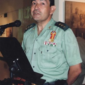 El Coronel de la Guardia Civil Juan González Bueno durante una alocución