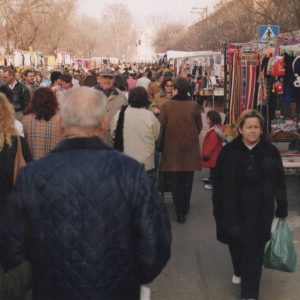 Vista general de la calle del Rastro de Aranjuez