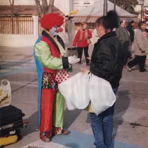 Payaso callejero en el Rastro de Aranjuez
