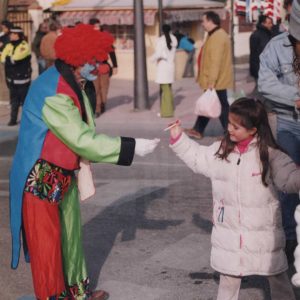 Payaso callejero en el Rastro de Aranjuez