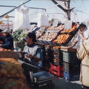 Puestos de fruta en el Rastro de Aranjuez