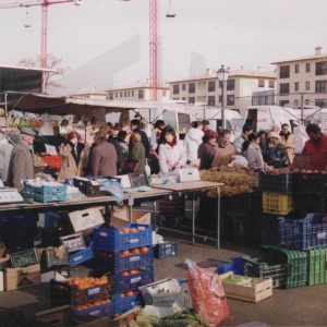 Puesto de venta de fruta en el Rastro de Aranjuez