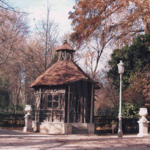 Caseta del guarda en el Jardín del Príncipe de Aranjuez en la entrada de la Plaza Redonda