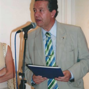 Ramón Peche, Jefe de Protocolo del Ayuntamiento de Aranjuez, durante su intervención en un acto oficial