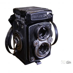 Cámara Yashica-24. cámara clásica de formato medio, del tipo TLR (Twin-Lens Reflex o Réflex de Doble Objetivo), fabricada por la compañía japonesa Yashica