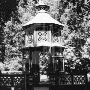 Templete chinesco en el Estanque de los Chinescos del Jardín del Príncipe de Aranjuez