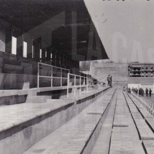 Gradas del antiguo Campo de Fútbol de Aranjuez recién construido