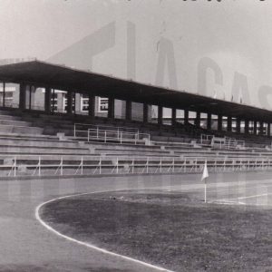 Gradas y pista de atletismo del antiguo Campo de Fútbol de Aranjuez recién construido