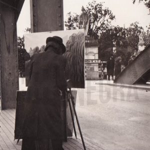 El pintor Sixto Albertí pintando un cuadro en el antiguo Puente Barcas en Aranjuez
