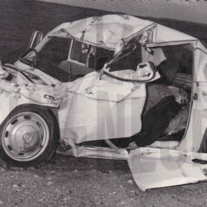 Vehículo accidentado: coche con cadáver en su interior