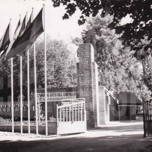 Puerta del Camping «Soto del Castillo» (actualmente Camping Internacional Aranjuez»