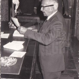 El Dr. Santiago González Picó jurando su cargo como Teniente Alcalde en el Ayuntamiento de Aranjuez