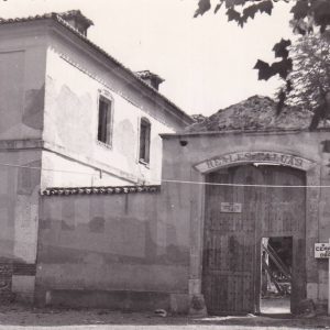 Antigua Casa de Marinos y  Museo de Falúas en la orilla del río Tajo en Aranjuez