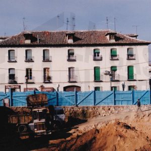 Trabajos de excavación en el solar tras la demolición de la Casa Negra en Aranjuez