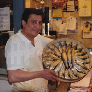 Retrato de Jorge Manrique García, pescadero en el Mercado de Abastos en Aranjuez