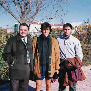 Víctor Martínez, concejal de Deportes, junto al tenista Francisco «Pato» Clavet y a Agustín Marañón en Aranjuez