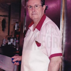 Retrato de Román Martín, carnicero en el Mercado de Abastos de Aranjuez.