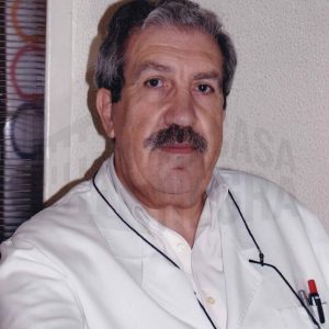 Retrato de José Luis Toro Román, farmaceútico y analista clínico en Aranjuez
