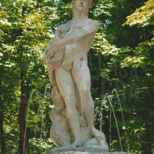 Figura del dios Vertumno en su fuente en el Jardín de la Isla de Aranjuez