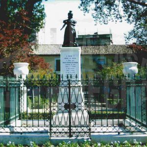 Estatua de Isabel II en el Jardín de Isabel II en Aranjuez